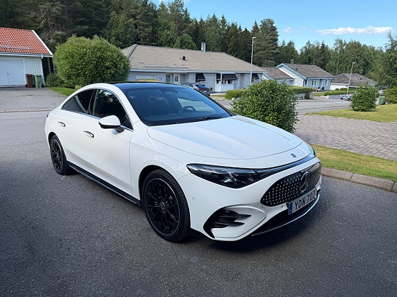 Mercedes-Benz CLA250+ 3 of 5
