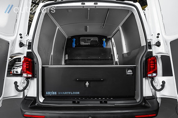 Volkswagen Transporter 13 of 30