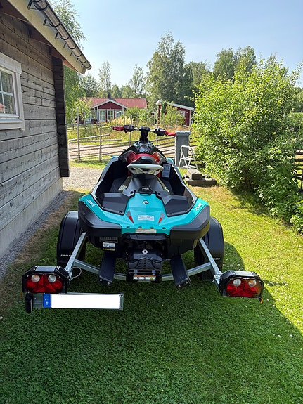 SeaDoo Spark Trixx inkl. nybesiktigat 80km/h vagn 4 of 5