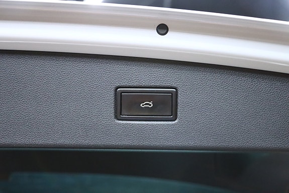 Volkswagen Tiguan 14 of 30