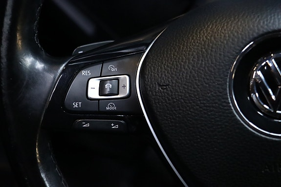 Volkswagen Tiguan 30 of 30