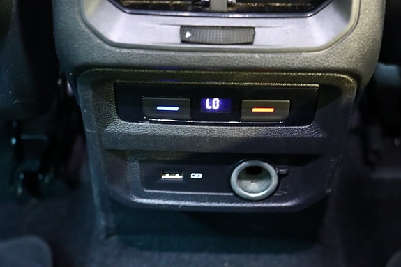 Volkswagen Tiguan 17 of 30