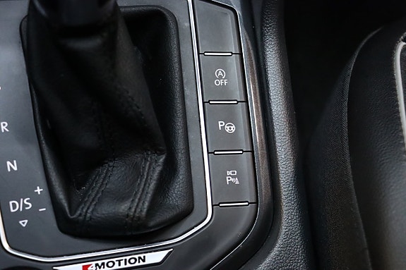 Volkswagen Tiguan 25 of 30