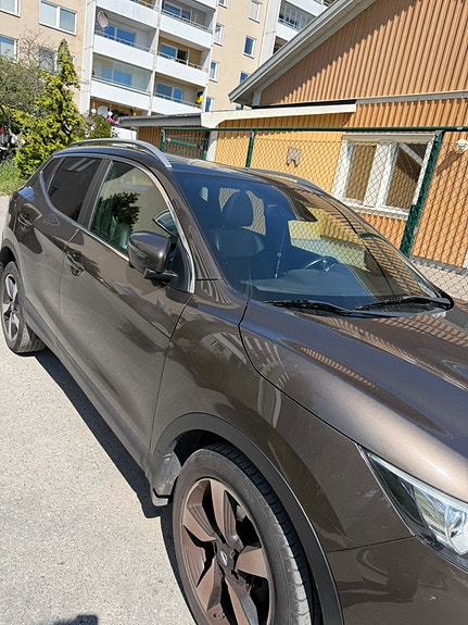 Nissan Qashqai 4 of 14
