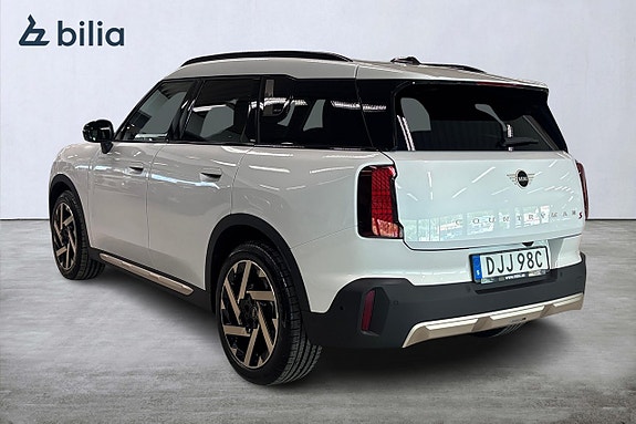 MINI Countryman S 2 of 5