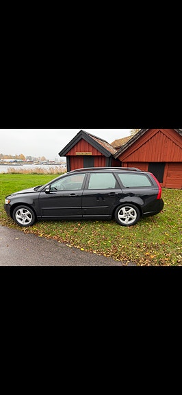 Volvo V50 5 of 5