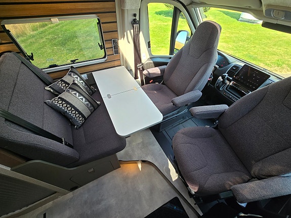 Hymer Yellowstone HC-Edition 8 of 18