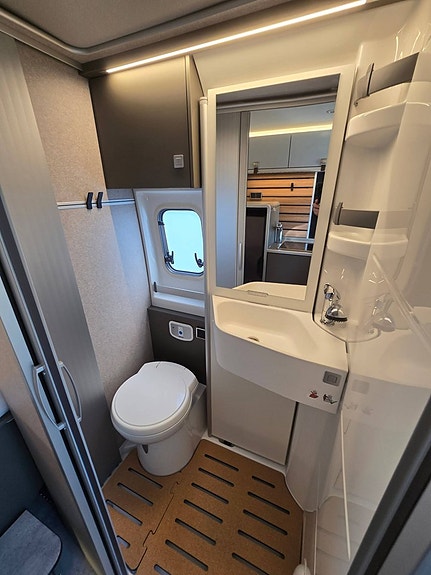 Hymer Yellowstone HC-Edition 9 of 18