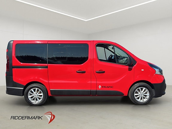 Renault Trafic 2 of 5