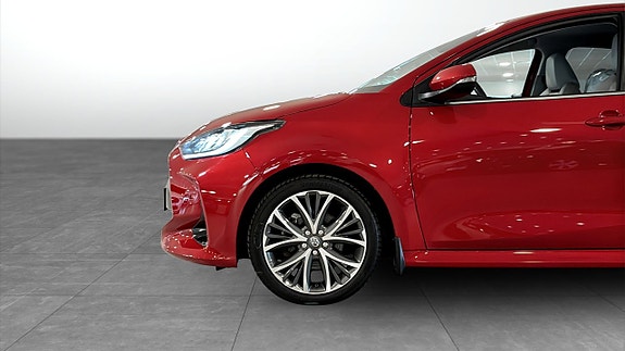Toyota Yaris 9 of 9