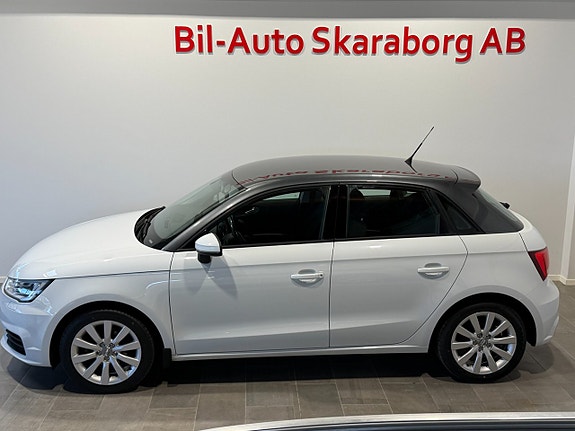 Audi A1 2 of 5