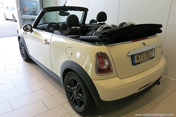 MINI Cooper 3 of 5