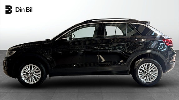Volkswagen T-Roc 2 of 5