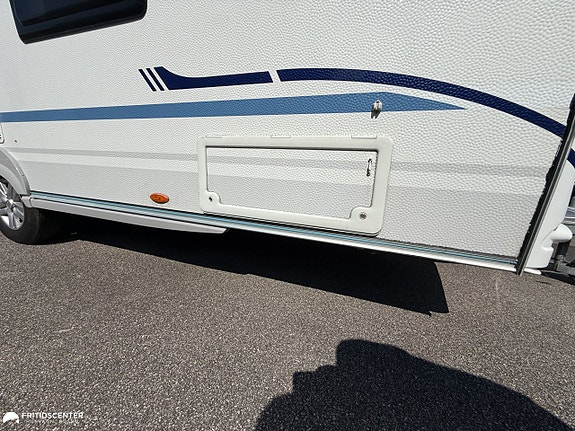 Adria Adora 563 PU *Alde Värme / Queensbed* Ränta 3.95% 20 of 21