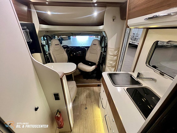 Pilote P 650 GJ Sensation Solpanel / Automat / Lufttält 7 of 15