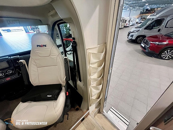 Pilote P 650 GJ Sensation Solpanel / Automat / Lufttält 6 of 15
