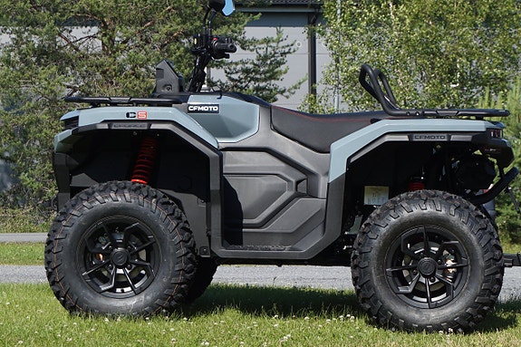 CFMOTO CFORCE C5 EPS  TraktorB