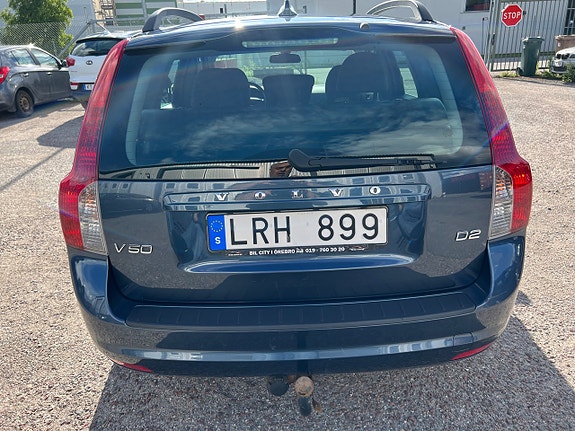 Volvo V50 12 of 16