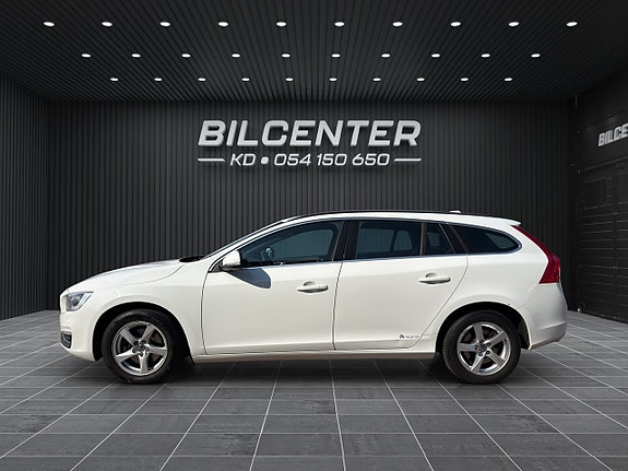 Volvo V60 4 of 5