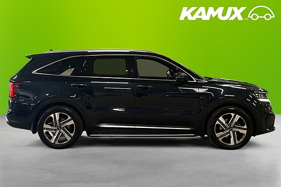 Kia Sorento 2 of 5