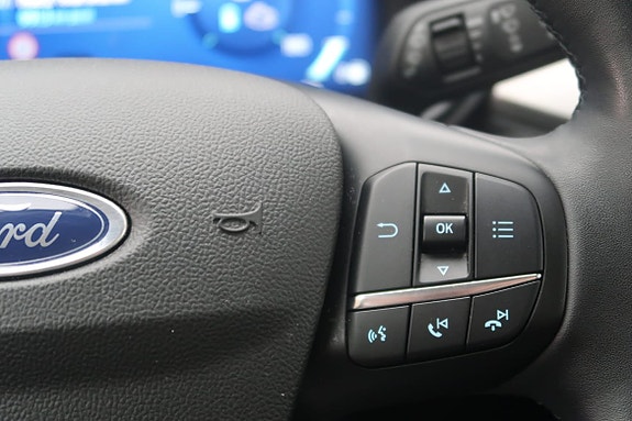 Ford Kuga 11 of 22