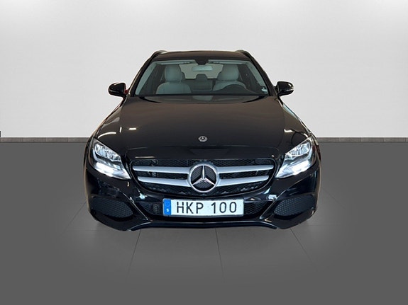 Mercedes-Benz C180 5 of 17