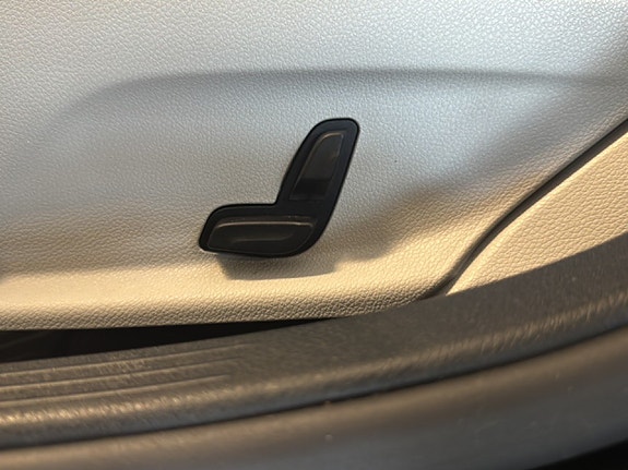 Mercedes-Benz C180 14 of 17
