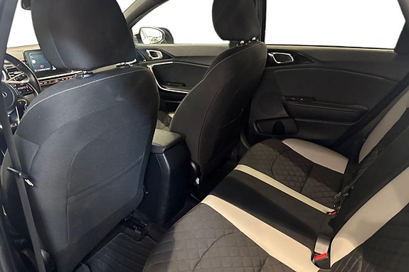 Kia Ceed 13 of 23