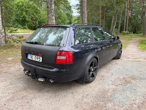 Audi A6 4 of 5