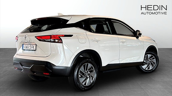 Nissan Qashqai 2 of 5