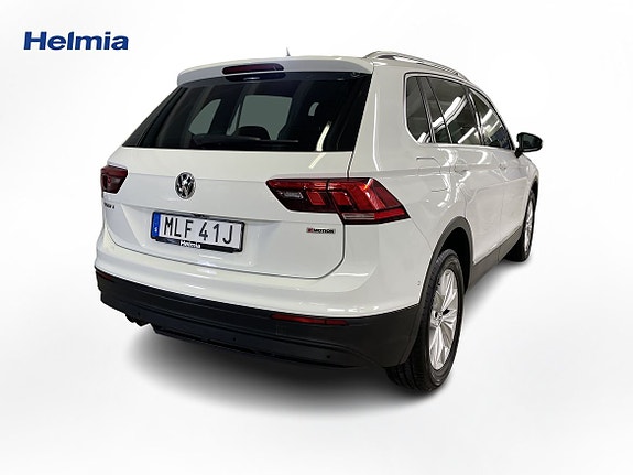 Volkswagen Tiguan 6 of 17