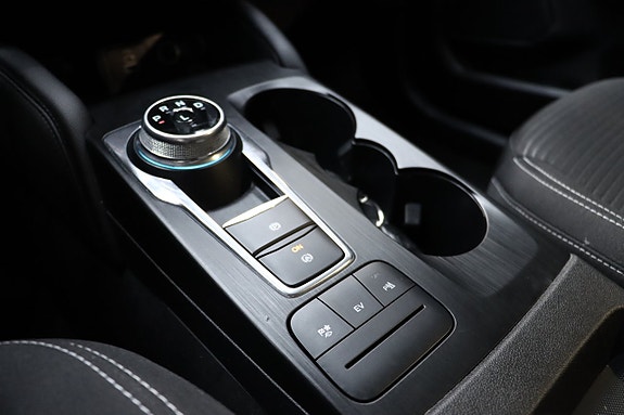 Ford Kuga 19 of 24