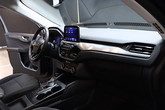 Ford Kuga 14 of 24