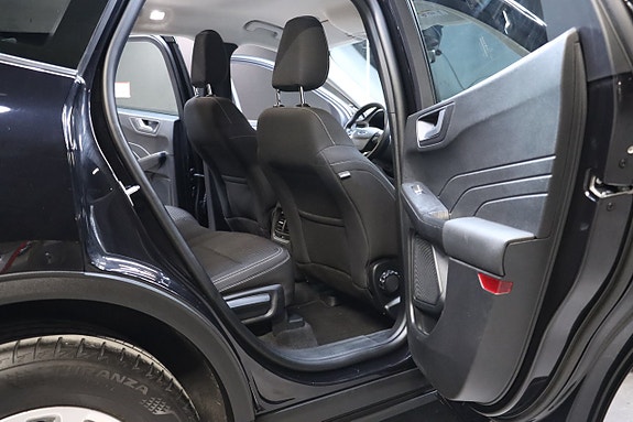 Ford Kuga 12 of 24