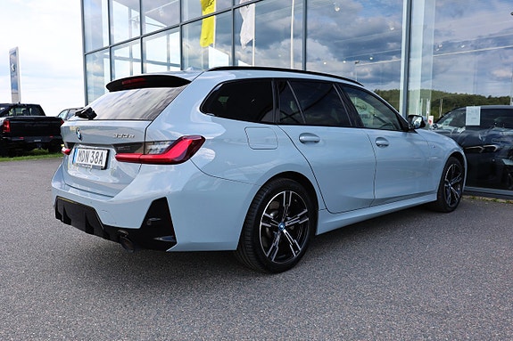 BMW 330e 5 of 5