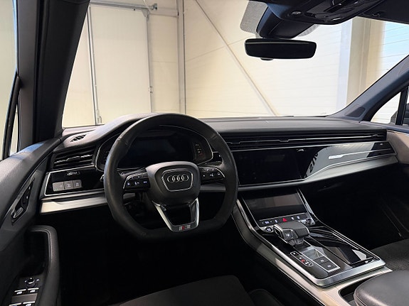 Audi Q7 13 of 23