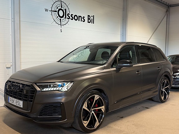 Audi Q7 2 of 23