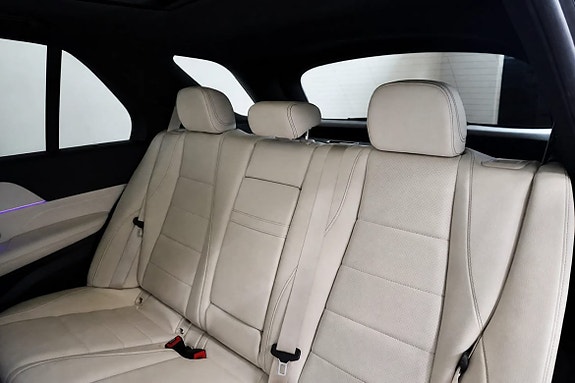 Mercedes-Benz GLE350 d 22 of 22