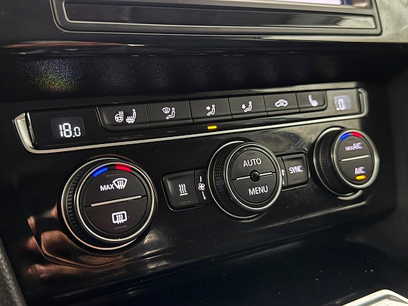 Volkswagen Passat Alltrack 20 of 30