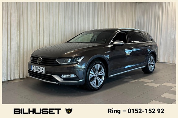 Volkswagen Passat Alltrack 4 of 30