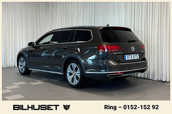 Volkswagen Passat Alltrack 6 of 30