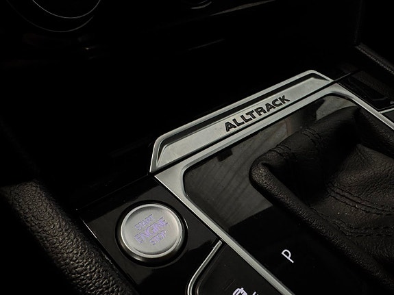 Volkswagen Passat Alltrack 24 of 30