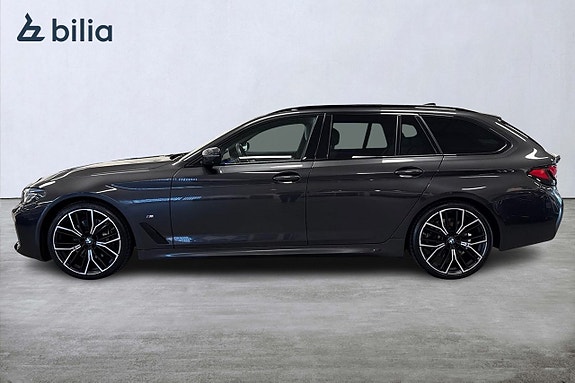 BMW 530d 3 of 5