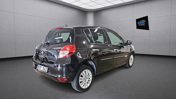 Renault Clio 6 of 11