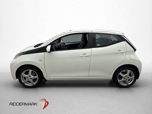 Toyota Aygo 4 of 5