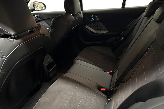 BMW 120 12 of 19