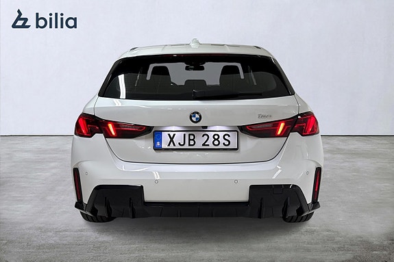 BMW 120 4 of 5