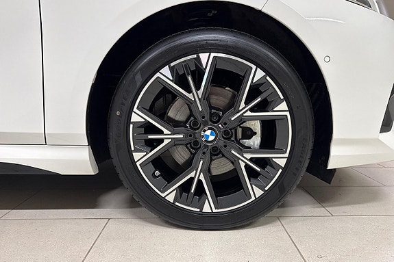 BMW 120 16 of 19