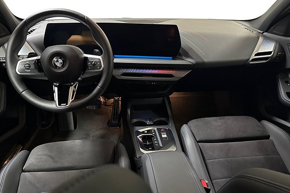 BMW 120 9 of 19