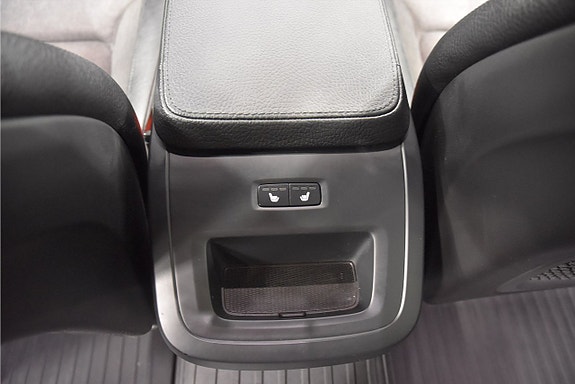 Volvo V90 Cross Country 14 of 27